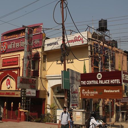 Oyo 5232 Kwality Hotel Dehradun Luaran gambar