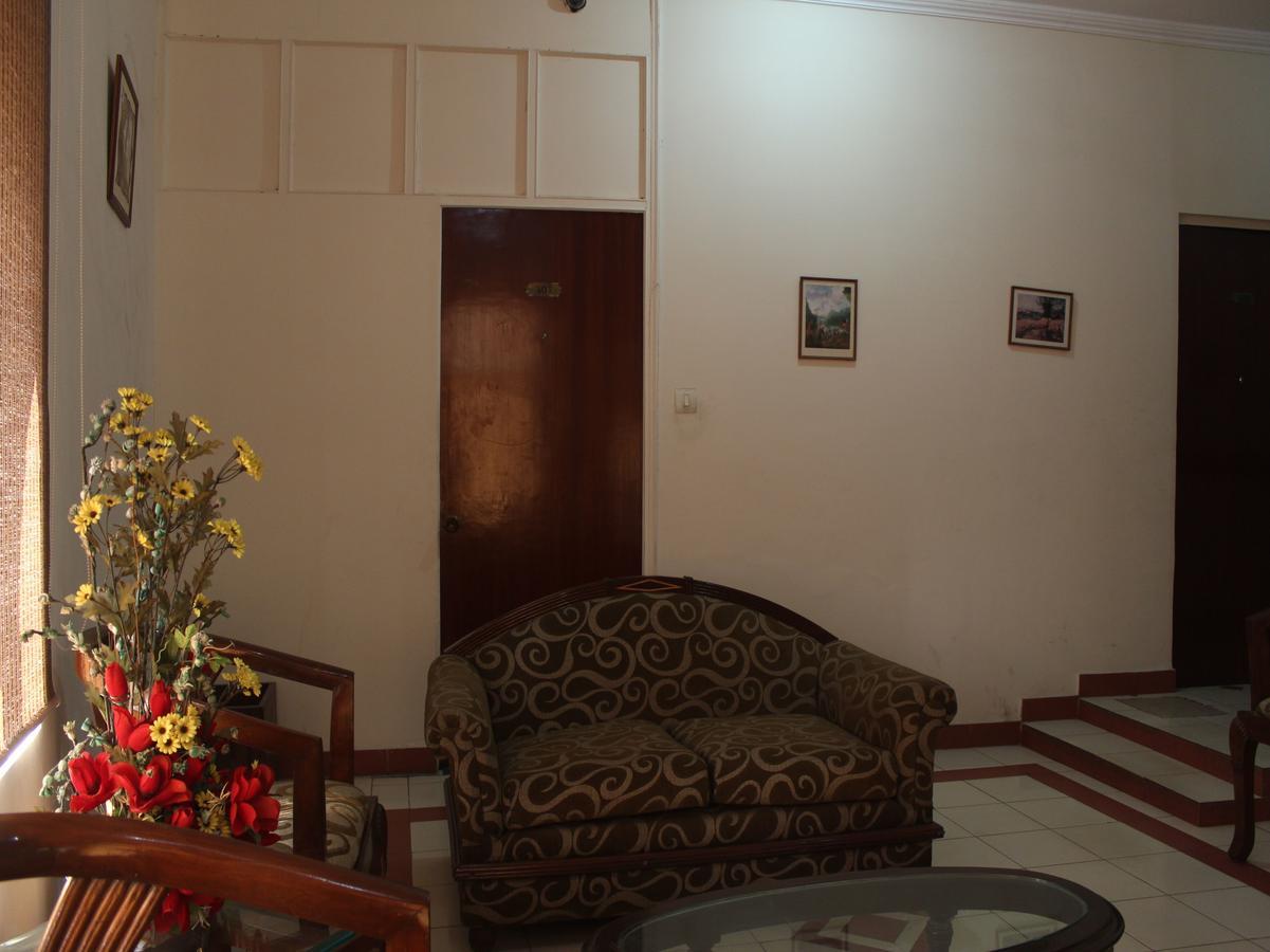 Oyo 5232 Kwality Hotel Dehradun Luaran gambar