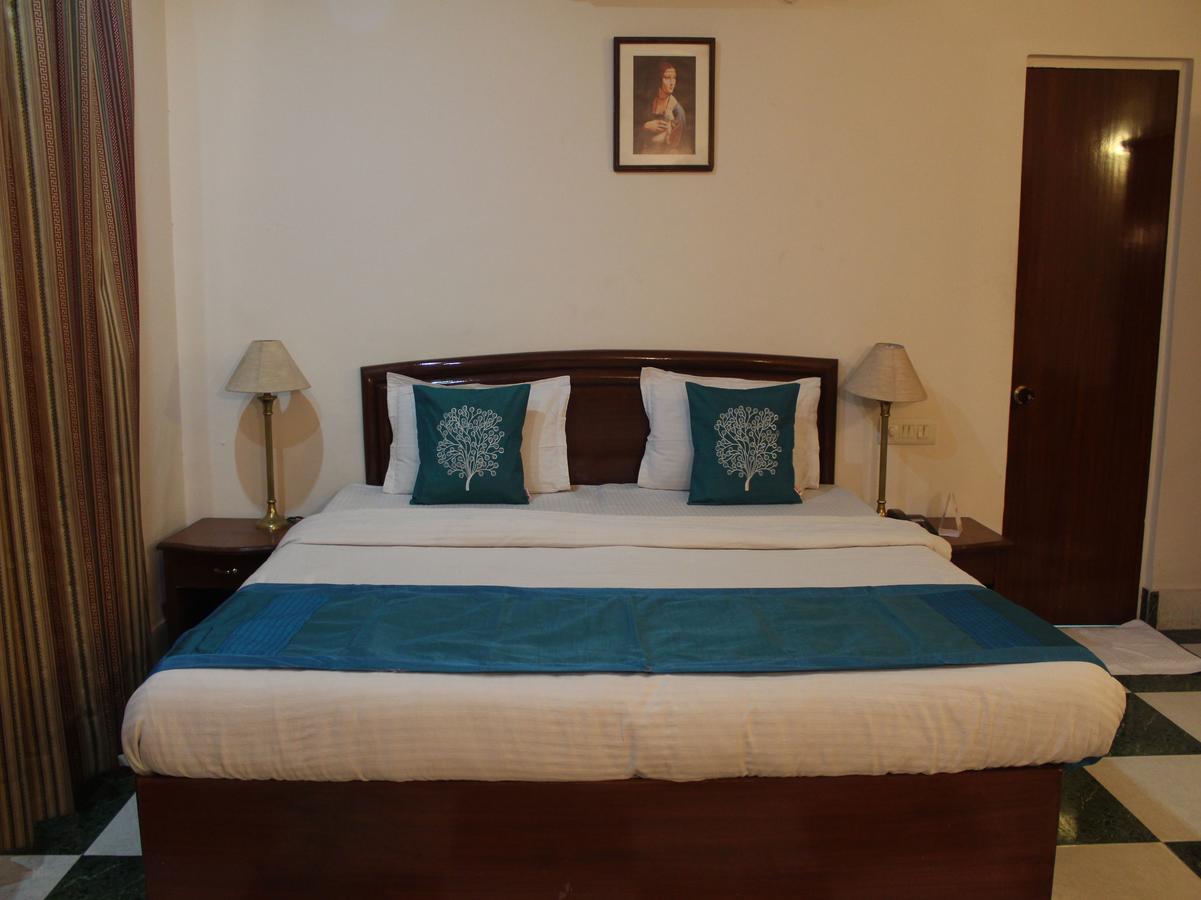Oyo 5232 Kwality Hotel Dehradun Luaran gambar