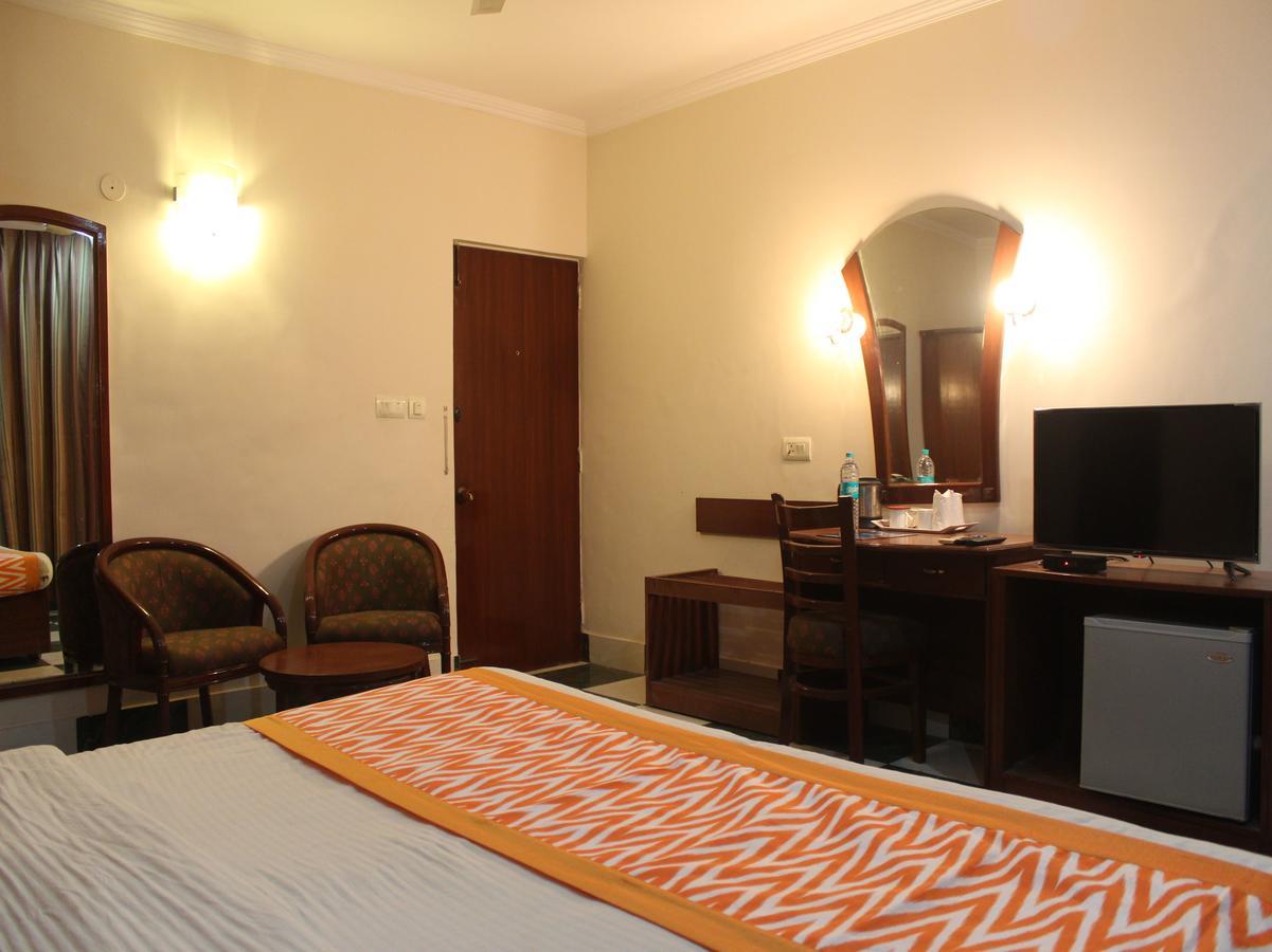 Oyo 5232 Kwality Hotel Dehradun Luaran gambar
